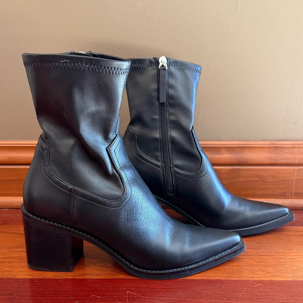 Dolce Vita Black Leather Ankle Boots